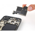 iPhone 15 Pro Max: замена задней камеры