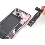 iPhone 15: замена основной платы телефона